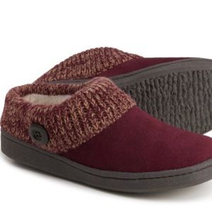 Ladies size 9 slippers. New